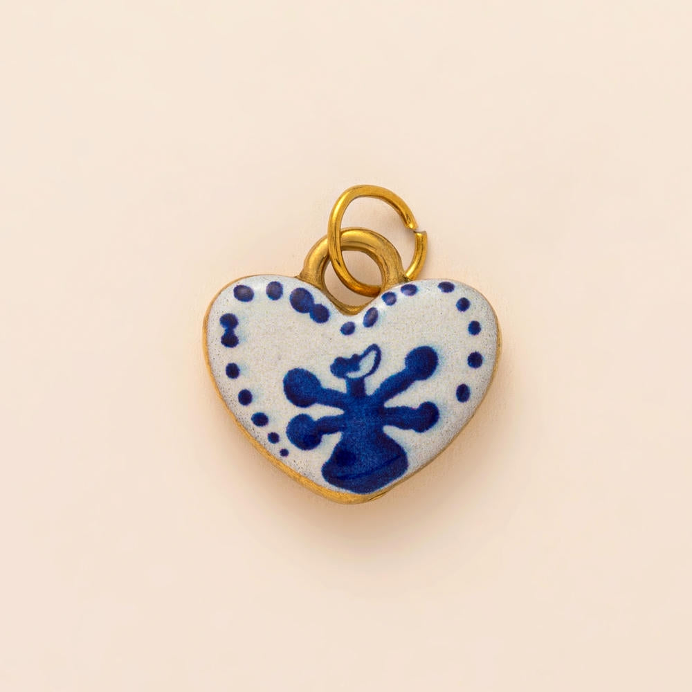 Charming Camera Heart Shoe Trinket 18K Gold JX26041259GK