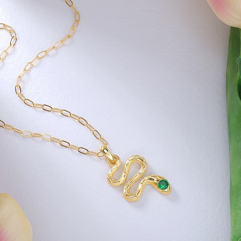 Green Eyes Snake Pendant