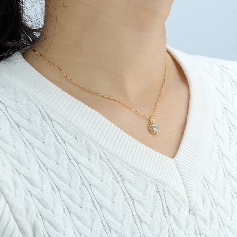 White CZ Retro Geometrical Sters Round Necklace