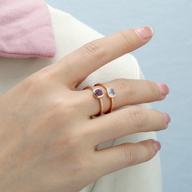 Retro Amethyst Cushion Ring