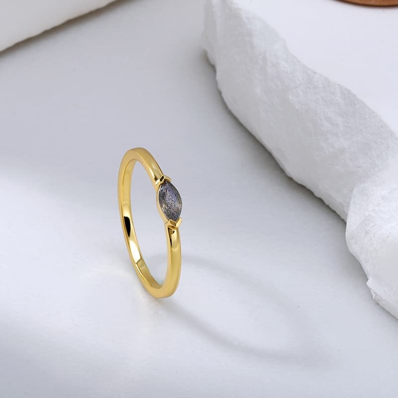3.5mm Marquise Labradorite Ring