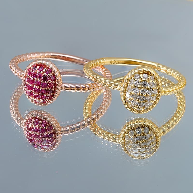 Oval Retro White Twisted Ring