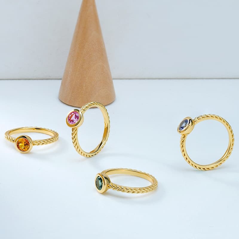 Round Blue Sapphire Ring Rope Band