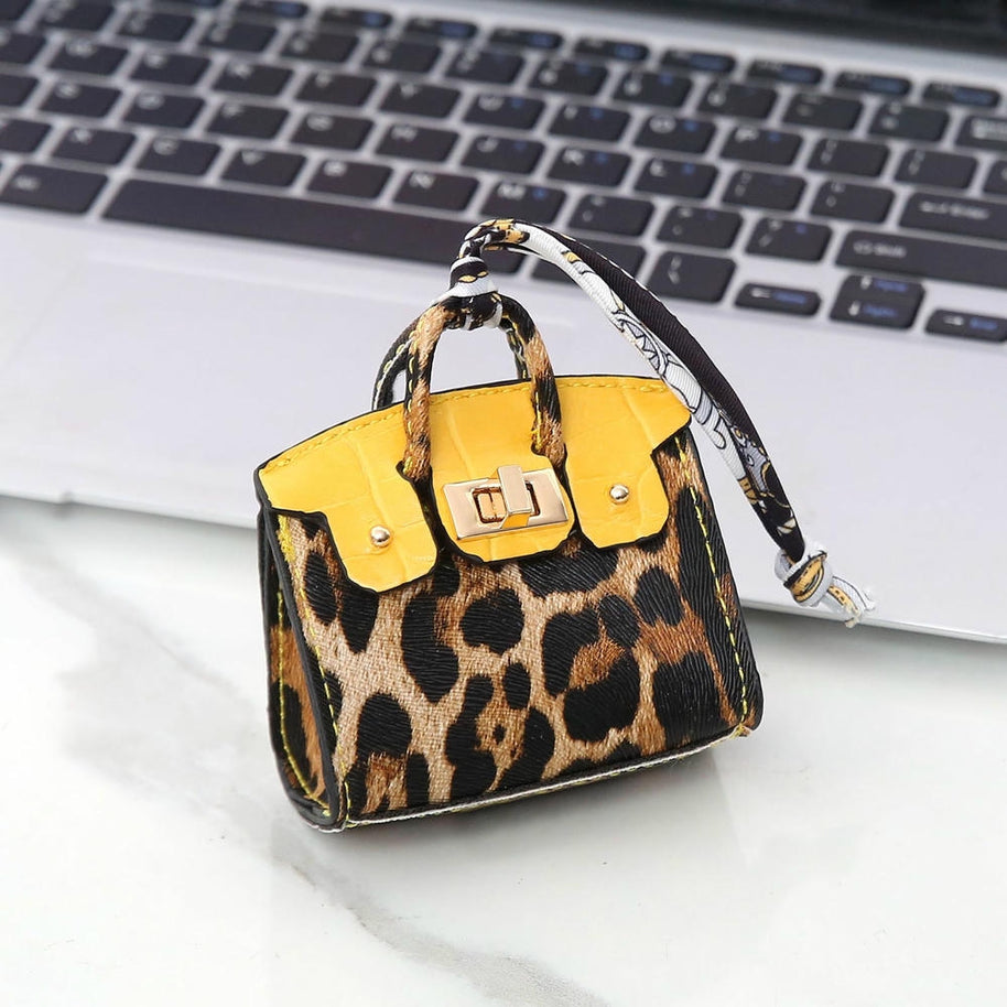 Mini House Bag | Urban Minimalism Keychain | Lipstick Holr